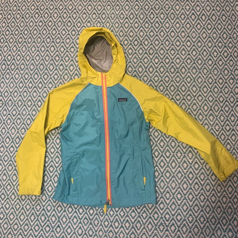 Patagonia Girls Raincoat Large (12)